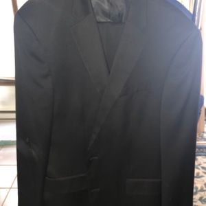 Men’s suit jacket and pants
